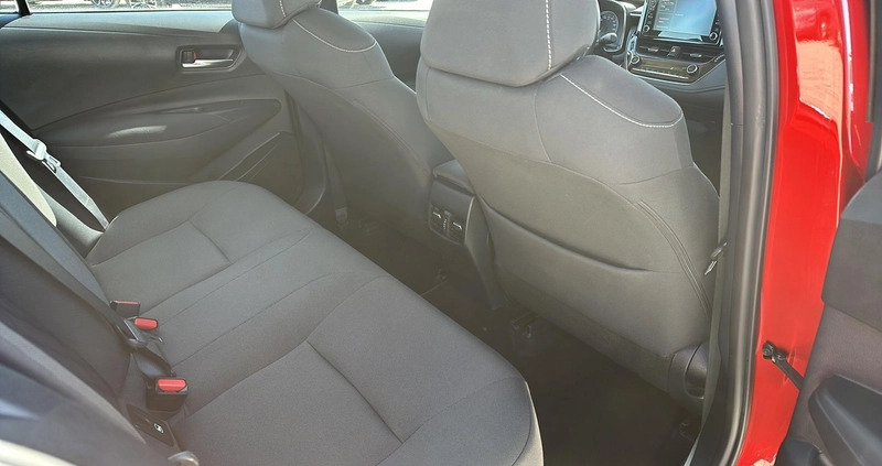 Toyota Corolla cena 81900 przebieg: 52979, rok produkcji 2019 z Dynów małe 277